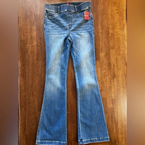 ❌DO NOT BUY ❌Spanx Pull on Flare Jeans Women's vintage Indigo Flared Size M NWT - Picture 6 of 13